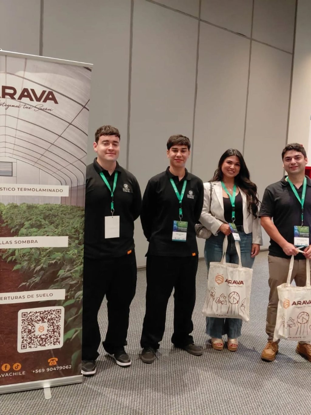 Instagram post from aravachile. This post is in position 3.