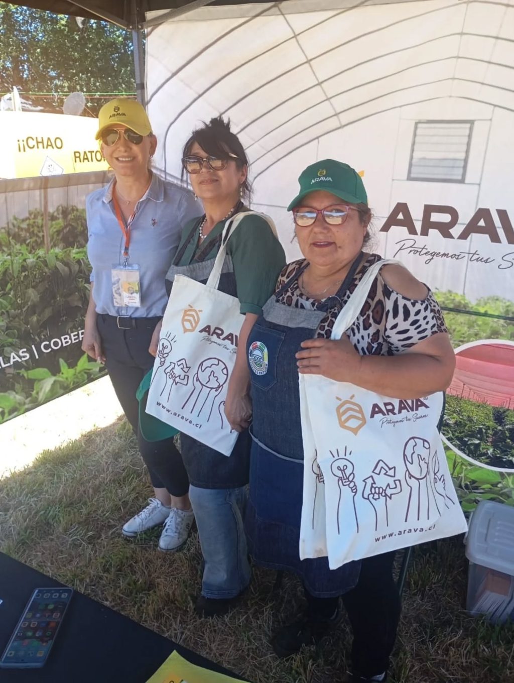 Instagram post from aravachile. This post is in position 3.